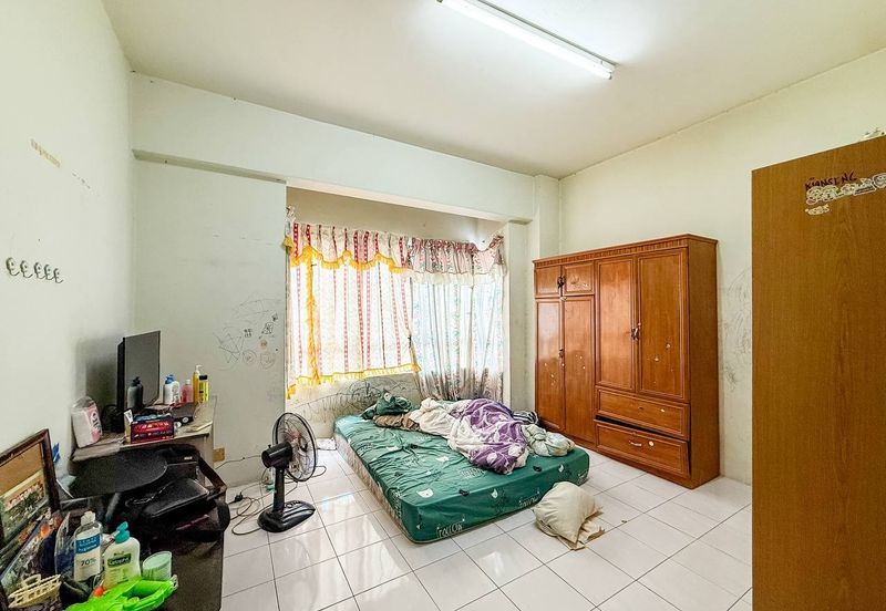 Vista Millennium Condominiums