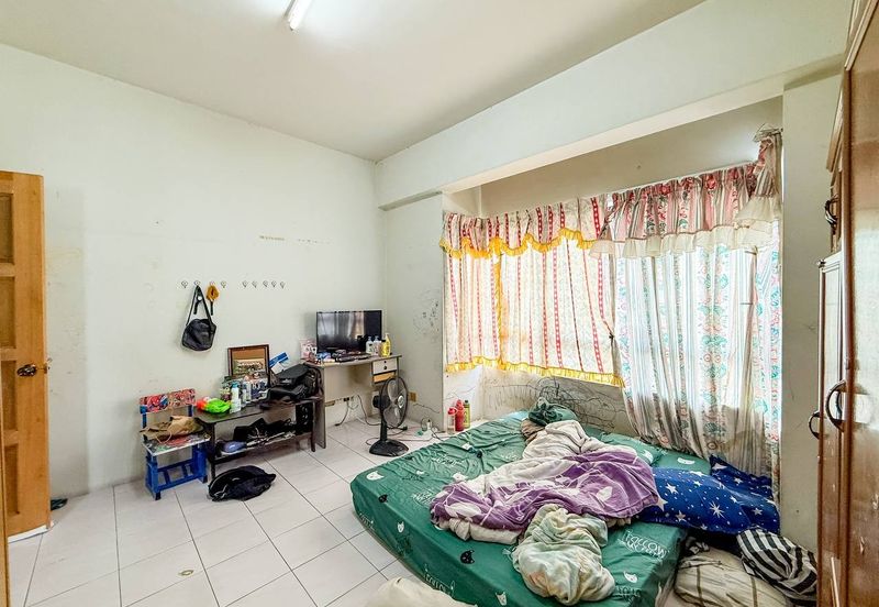 Vista Millennium Condominiums