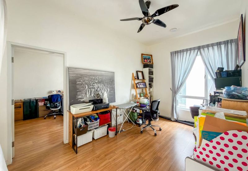 Parkfield Residences, Tropicana Heights