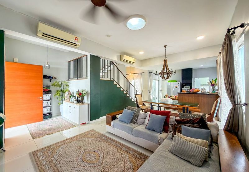 Parkfield Residences, Tropicana Heights