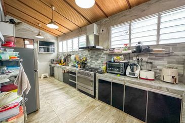 Bangi Lakehill Villas