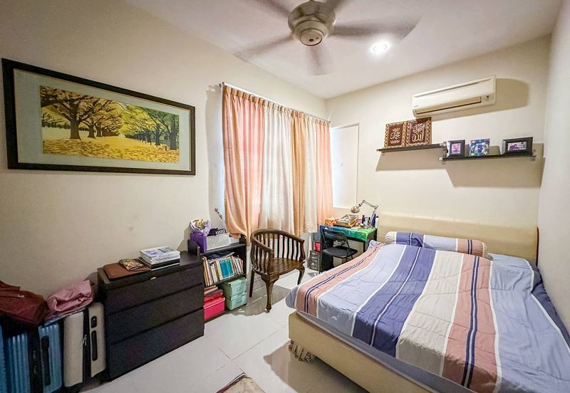 Bangi Lakehill Villas