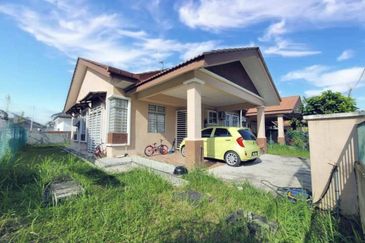 Taman Intan Baiduri Salak Tinggi