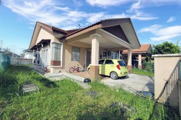 Taman Intan Baiduri Salak Tinggi