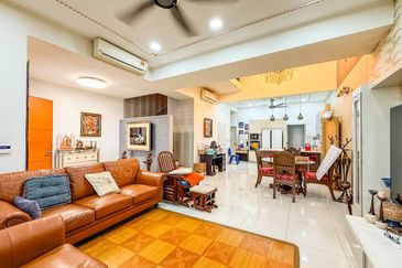 Parkfield Residences, Tropicana Heights