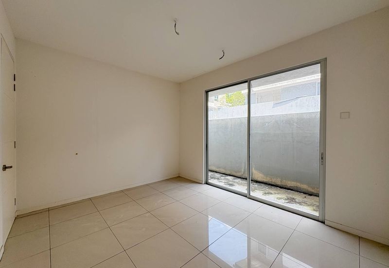 Fairfield Residences, Tropicana Heights