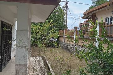 Seksyen 6 @ Bandar Bukit Mahkota