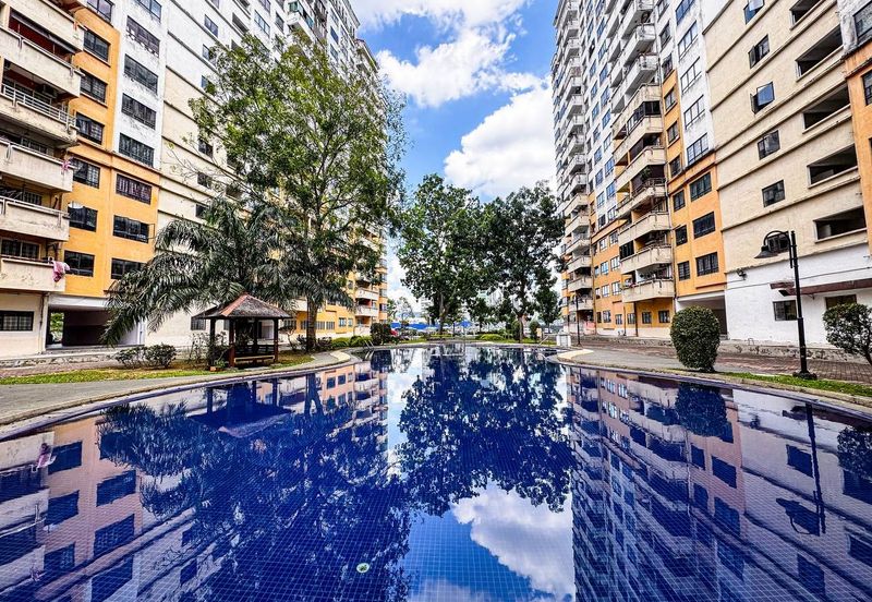 Vista Millennium Condominiums