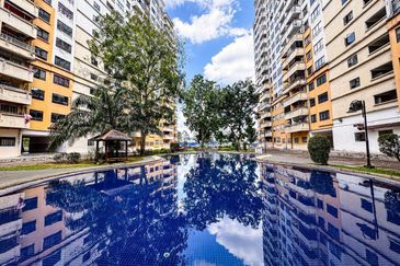 Vista Millennium Condominiums