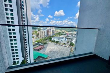 The Valleys @ SkySierra