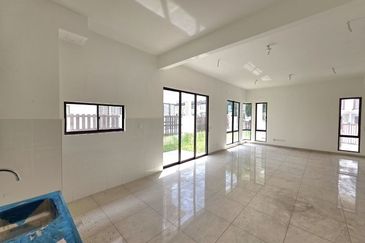 Elmera @ Setia Ecohill 2