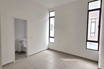 Elmera @ Setia Ecohill 2