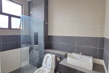 Elmera @ Setia Ecohill 2