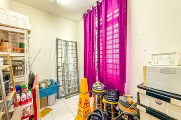 D'Premier @ Bandar Damai Perdana