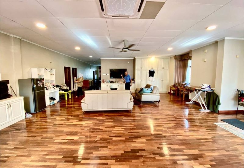 Kampung Datuk Keramat