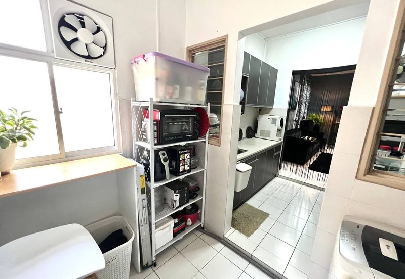 Apartment Teratai, Taman Sutera