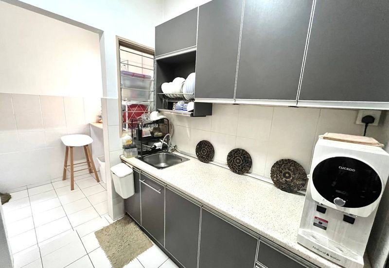 Apartment Teratai, Taman Sutera