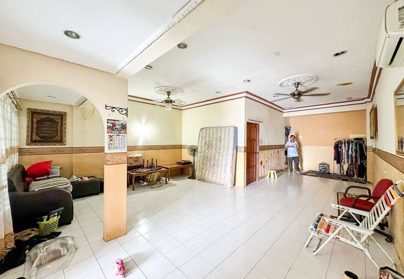 Taman Lembah Keramat AU5