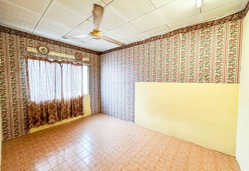 Taman Lembah Keramat AU5