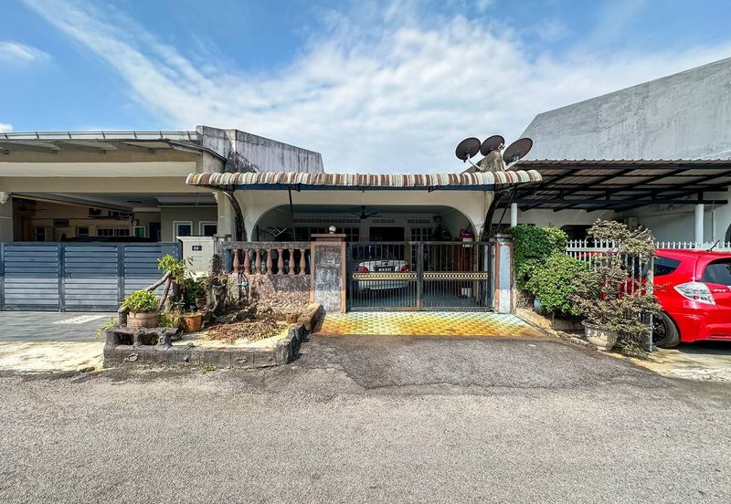 Taman Lembah Keramat AU5