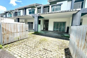 NILAI IMPIAN (LAMAN ORKID)