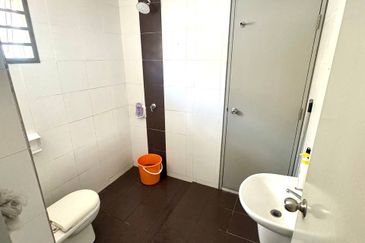 NILAI IMPIAN (LAMAN ORKID)