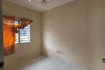 Taman Tasik Semenyih (Lake Residence)