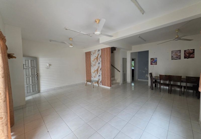 Taman Tasik Semenyih (Lake Residence)