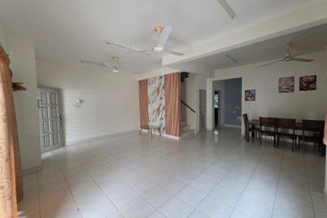 Taman Tasik Semenyih (Lake Residence)