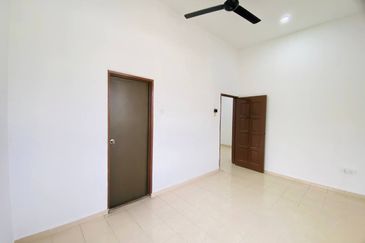 Jalan Sungai Ramai Dalam