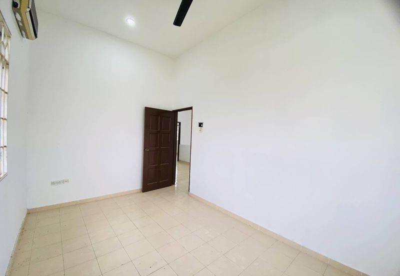 Jalan Sungai Ramai Dalam