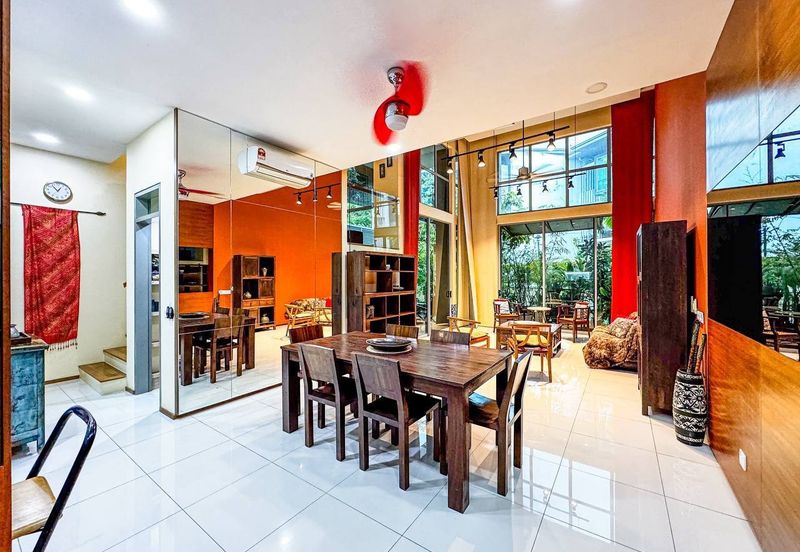 Symphony Hills Schumann