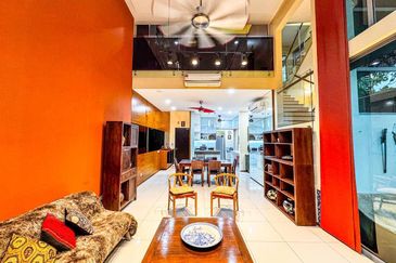 Symphony Hills Schumann