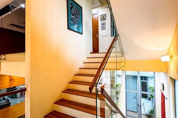 Symphony Hills Schumann