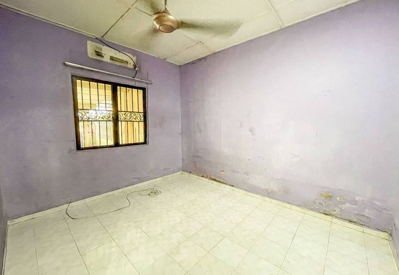 Batu 15 Lembah Mewah Kajang