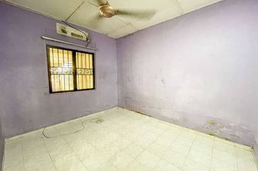 Batu 15 Lembah Mewah Kajang