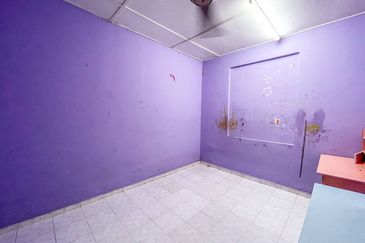 Batu 15 Lembah Mewah Kajang