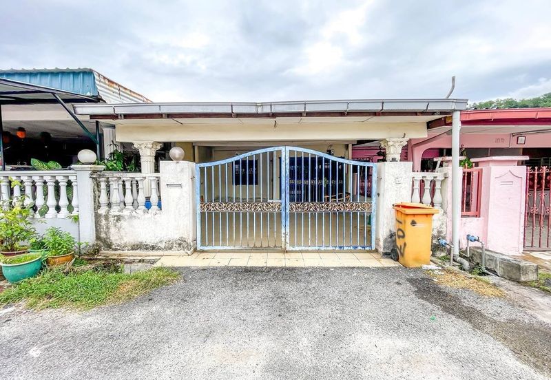 Batu 15 Lembah Mewah Kajang