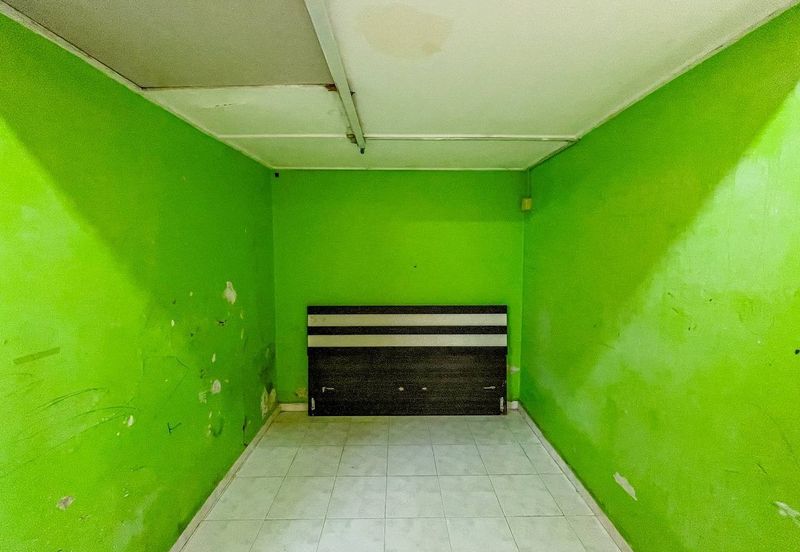 Batu 15 Lembah Mewah Kajang