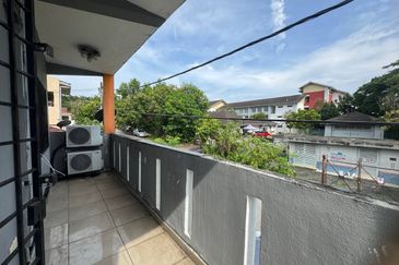 Jalan Saujana Puchong 1/4