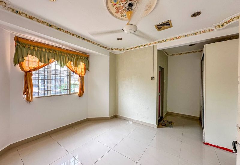 Jalan Impian Setia 10