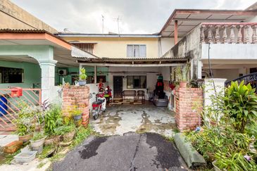 Taman Tasik Semenyih (Lake Residence)