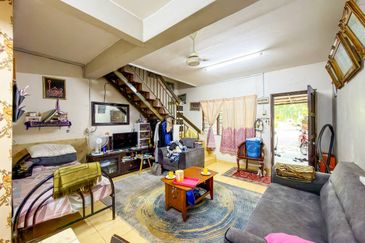 Taman Tasik Semenyih (Lake Residence)