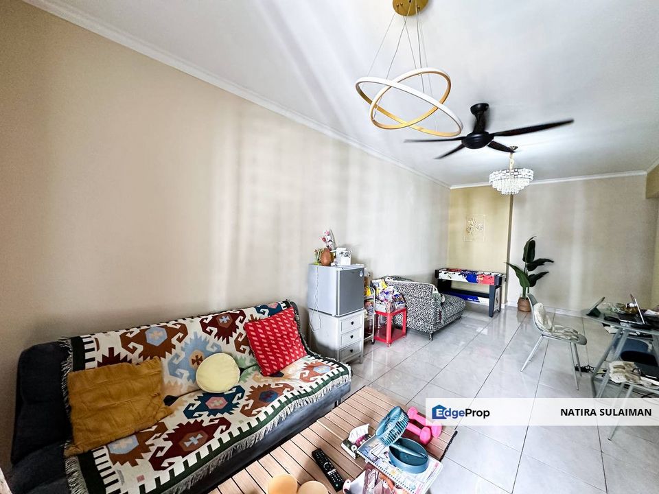 Anggun Puri Condominium Dutamas Kuala Lumpur, Kuala Lumpur, Dutamas