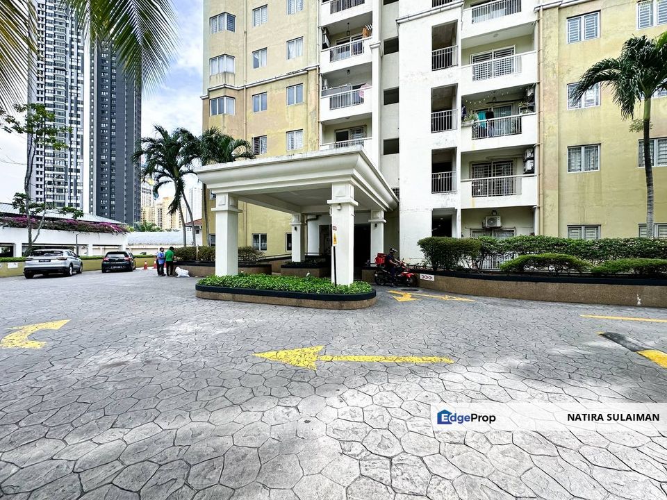 Anggun Puri Condominium Dutamas Kuala Lumpur, Kuala Lumpur, Dutamas