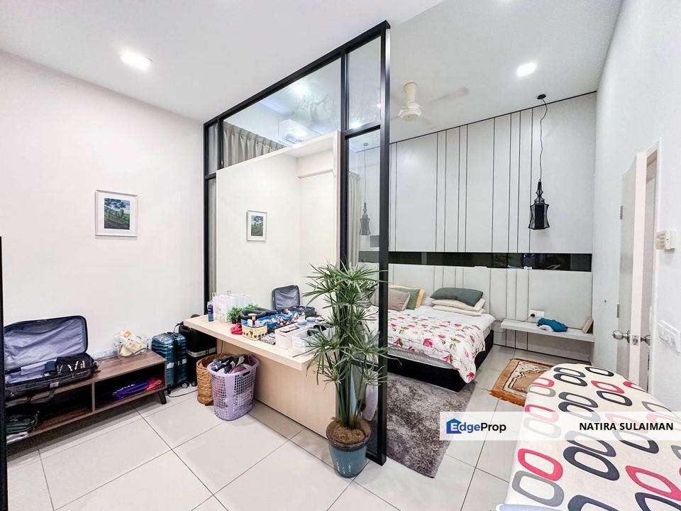 Corner Setia Ecohill 3 Semenyih , Selangor, Semenyih