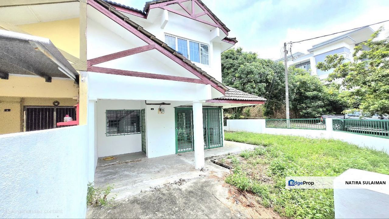 Corner Taman Bukit Permai Kajang, Selangor, Kajang