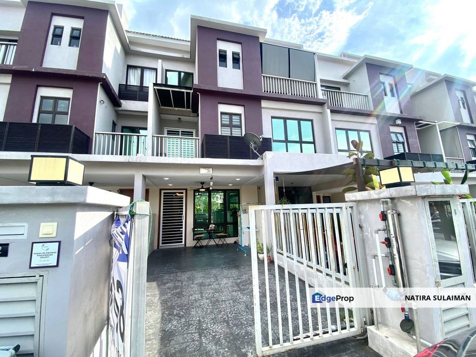 Duplex Townhouse The Strata 2 Bandar Puteri Bangi, Selangor, Bangi