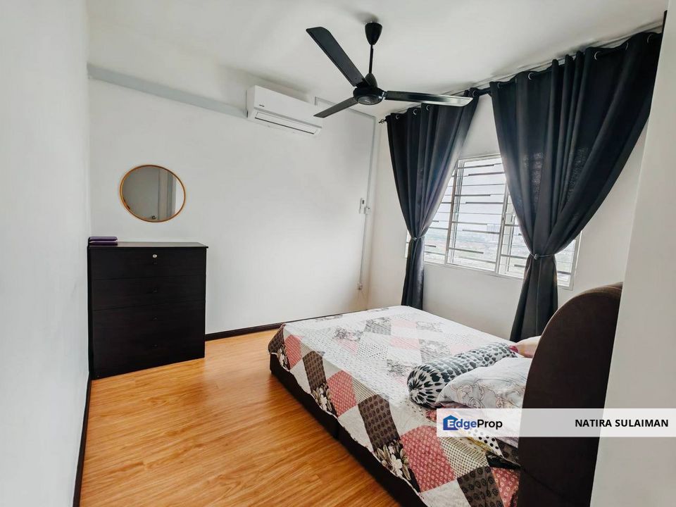 Pangsapuri D Kayangan Setia Ecohill Semenyih, Selangor, Kajang