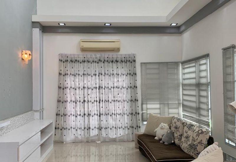 Freehold Fully furnished 1 Storey Semi-Detached House, Taman Nuri, Durian Tunggal 